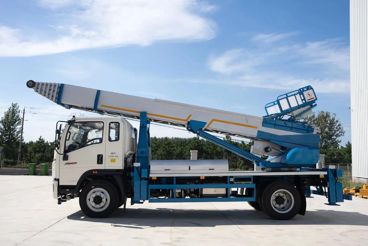 邢台云梯上料车租赁费用